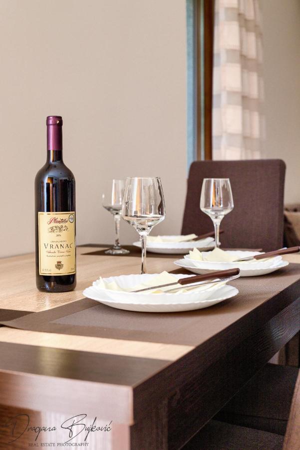 Apartments Donkovic โกตอร์ ภายนอก รูปภาพ