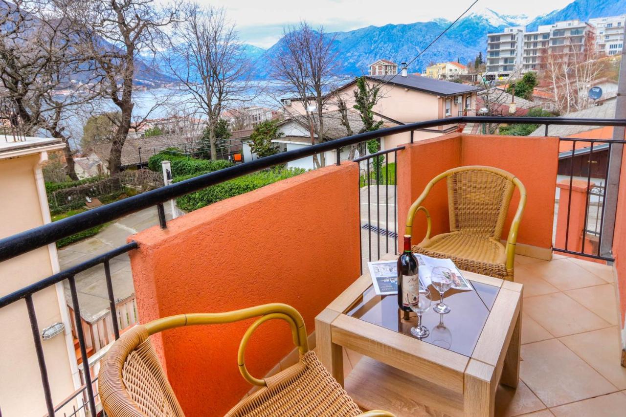 Apartments Donkovic โกตอร์ ภายนอก รูปภาพ
