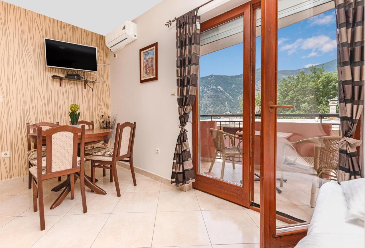 Apartments Donkovic โกตอร์ ภายนอก รูปภาพ