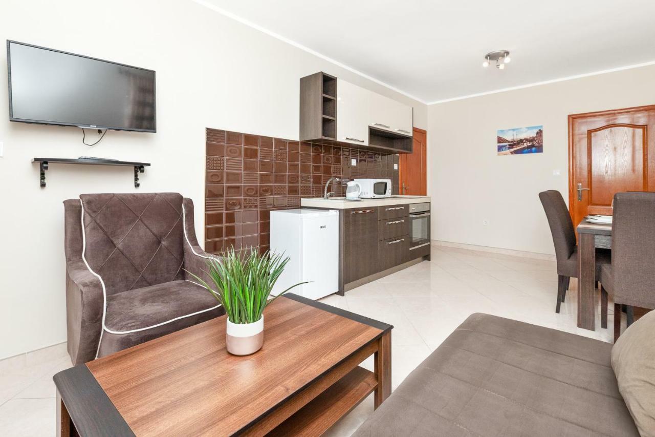 Apartments Donkovic โกตอร์ ภายนอก รูปภาพ
