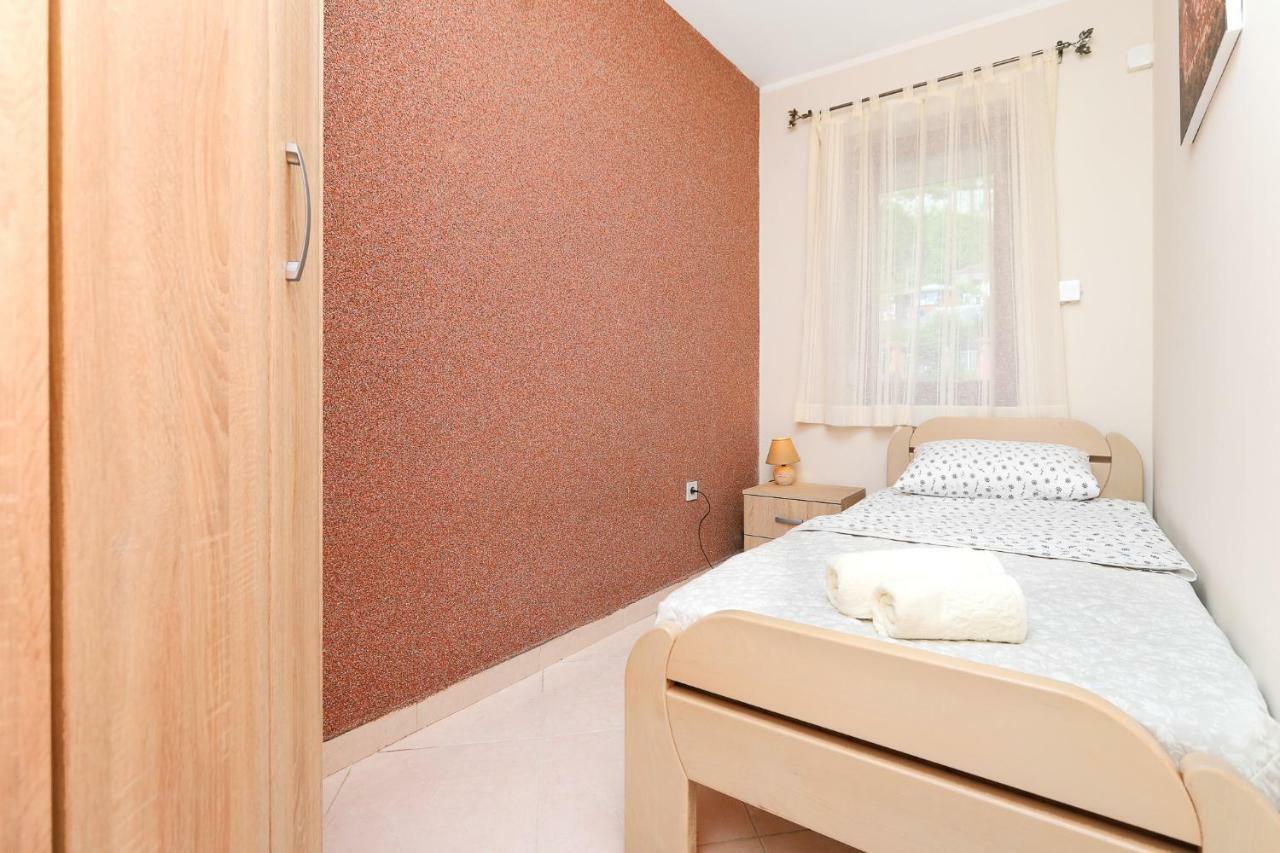 Apartments Donkovic โกตอร์ ภายนอก รูปภาพ